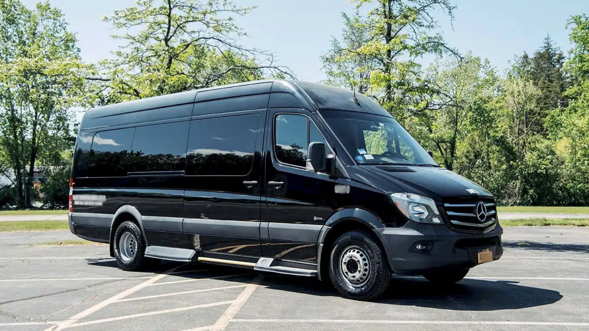 Mercedes Sprinter Limousine (Black)
